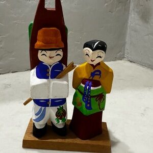 Vintage Hand Carved Wooden Asian Folk Art Hand Painted Couple W Baby
